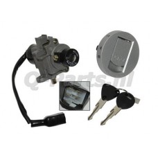 Slotenset Peugeot Speedfight 3 en 4 compleet met tankdop