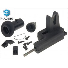 Buddyslot set Piaggio Zip 2000 -> Origineel 850662