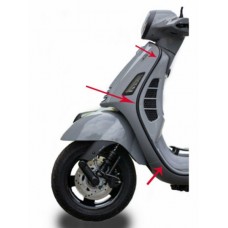 sierstrip Piaggio origineel beenschild vespa >2018 links zwart glans gts 125cc, gts 300 (euro4), gts alle mod. 1b006679 sierstrip Piaggio origineel beenschild vespa >2018 links zwart glans gts 125cc, gts 300 (euro4), gts alle mod. 1b006679