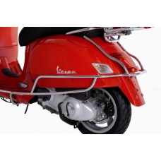 sierbeugelset Piaggio origineel zijscherm Vespa chroom past op gts 125cc, gts 250cc, gts alle mod., gts super 300cc, GTS300 euro-5, gtv 602960m