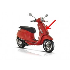 voorscherm Piaggio origineel midden mat rood 896/a past op primavera rst 1b005209000s8 voorscherm Piaggio origineel midden mat rood 896/a past op primavera rst 1b005209000s8