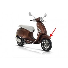voorspatbord Piaggio origineel mat bruin 139/a past op primavera 1b003894000ml voorspatbord Piaggio origineel mat bruin 139/a past op primavera 1b003894000ml