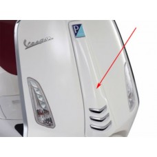 voorscherm Piaggio origineel midden wit fusion 544 past op primavera, sprint 1b000203000br voorscherm Piaggio origineel midden wit fusion 544 past op primavera, sprint 1b000203000br