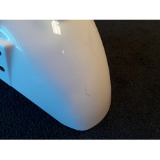 voorspatbord Sym origineel !! lichte SCHADE !! wit mio 50i 61100-fsa-000-wd