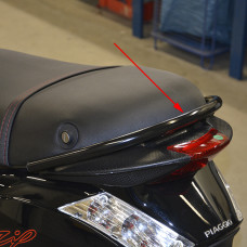 oppakbeugel Regia (made in EU) achter zwart glans piaggio, zip2000 oppakbeugel Regia (made in EU) achter zwart glans piaggio, zip2000