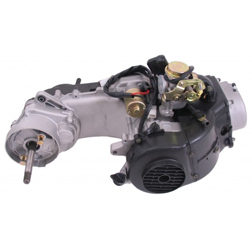 Motorblok compleet China scooter GY6 10 inch wiel met Lange achteras  inclusief Carburateur